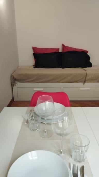 Petit Appartement Nice Centre-Ville Екстер'єр фото
